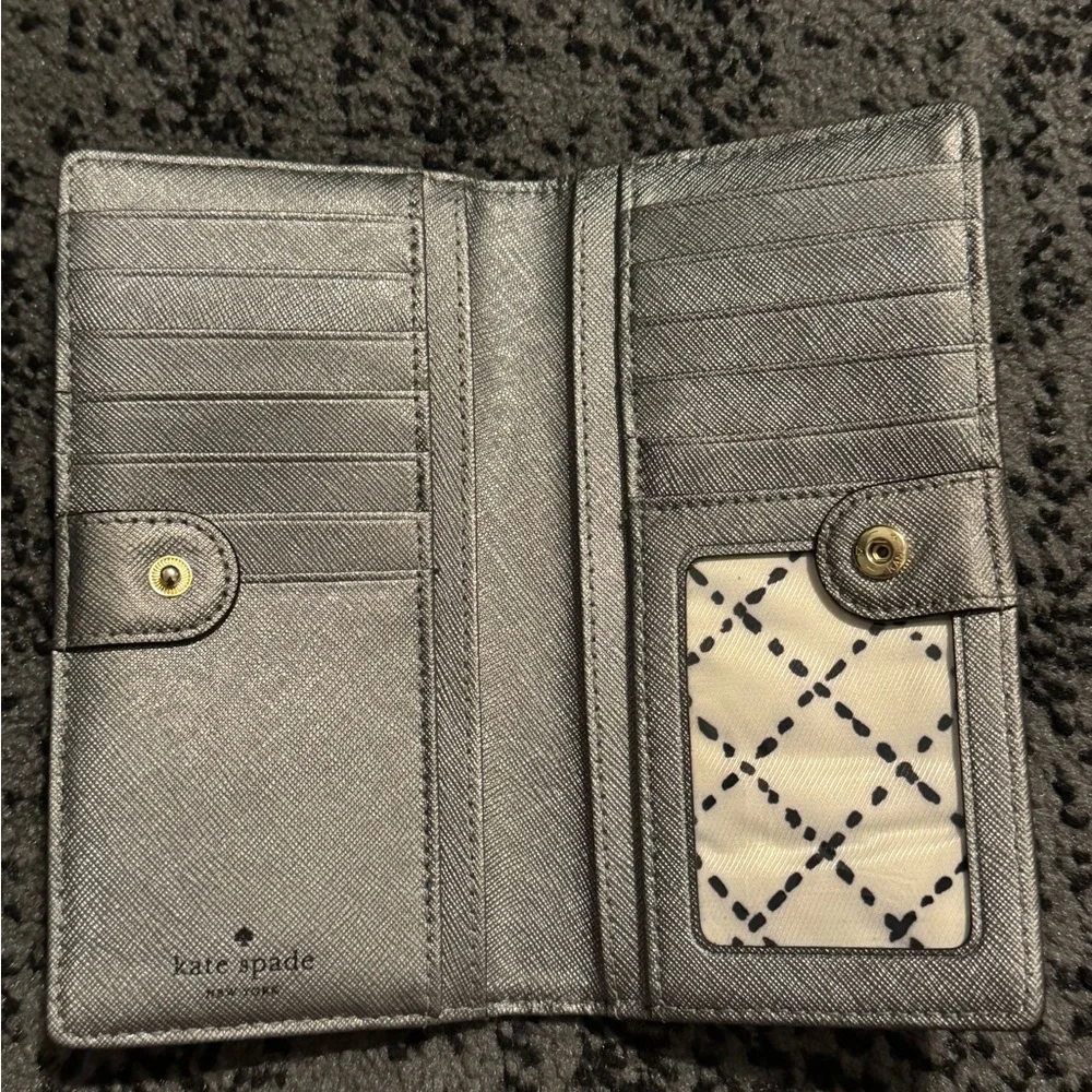 Kate Spade Wallet - Picture 4 of 7